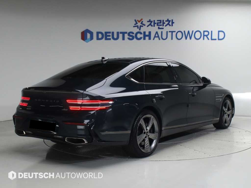 Genesis G80 — photo 02