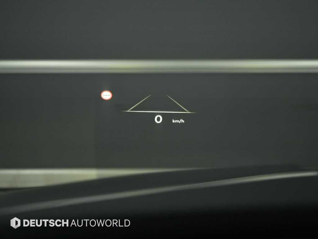 Genesis G80 — photo 17
