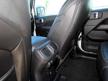 Jeep Wrangler — photo 15