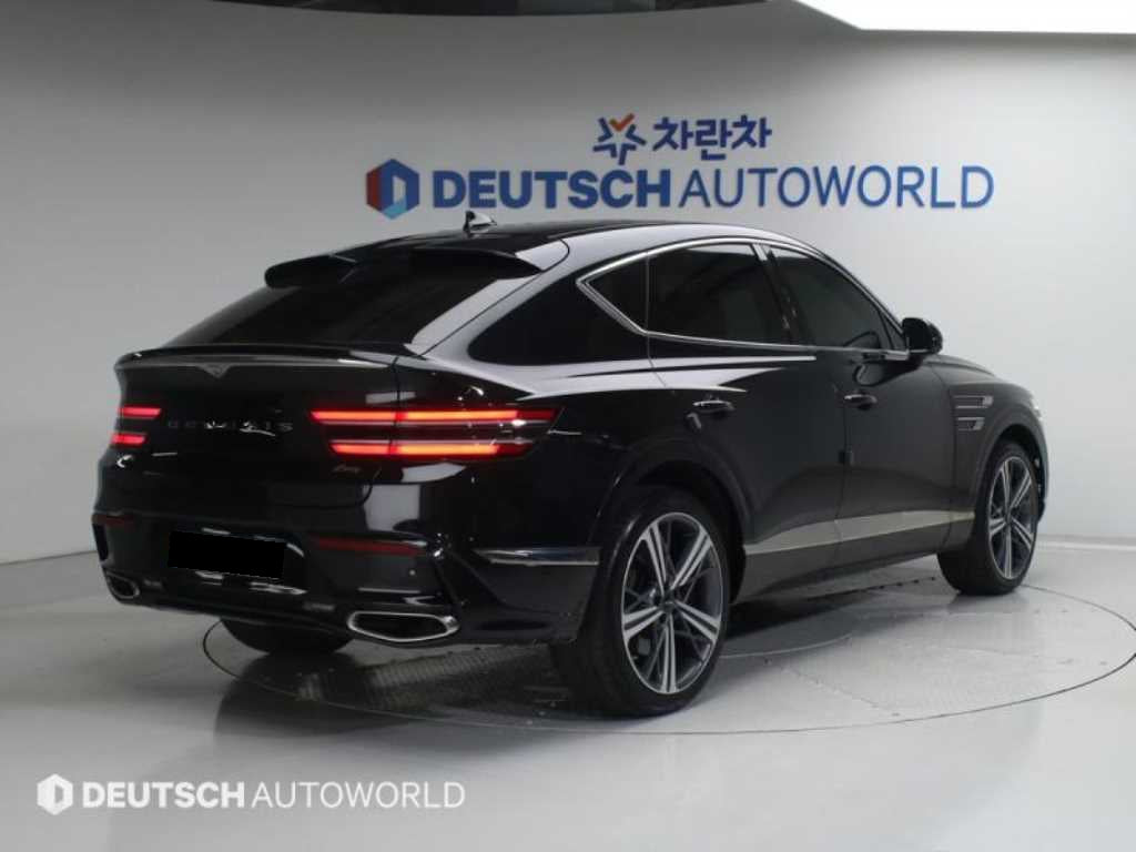 Genesis GV80 — photo 02