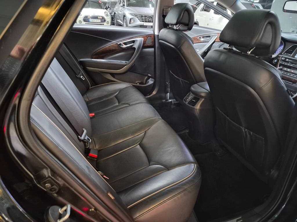 Hyundai Aslan — photo 10