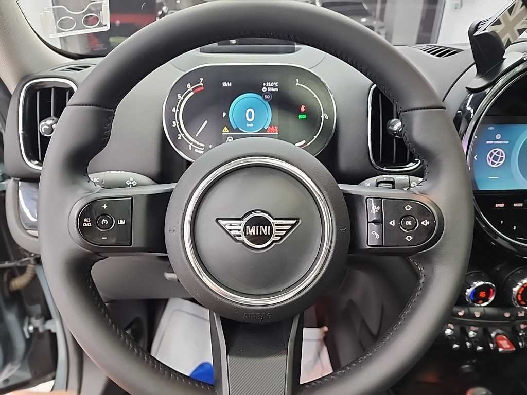 Mini Countryman — photo 09