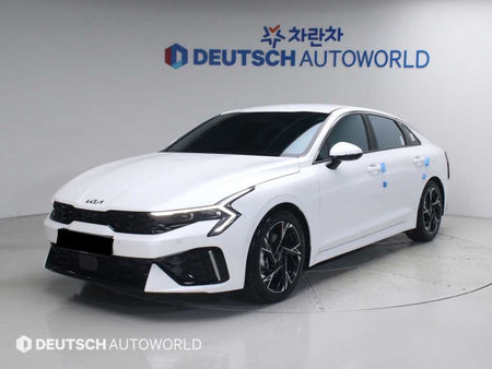 Kia K5 — photo 01