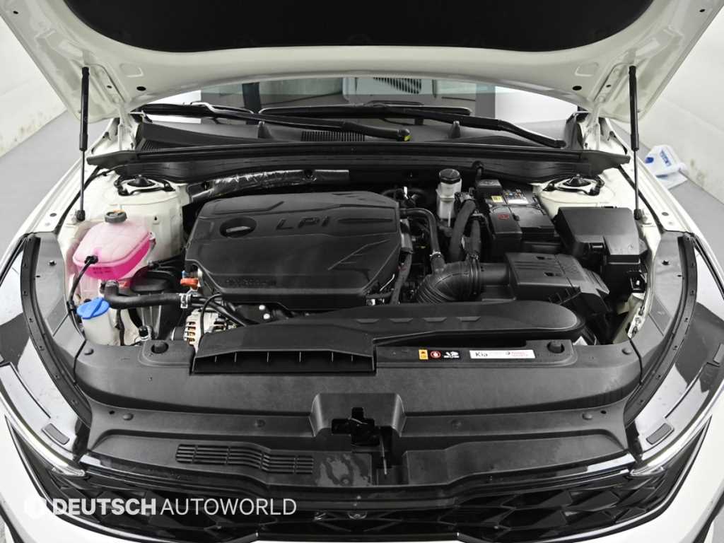 Kia K5 — photo 06