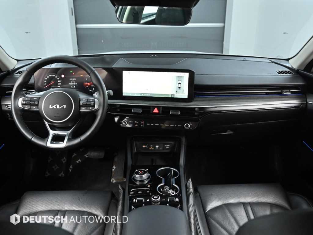 Kia K5 — photo 07