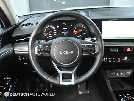 Kia K5 — photo 13