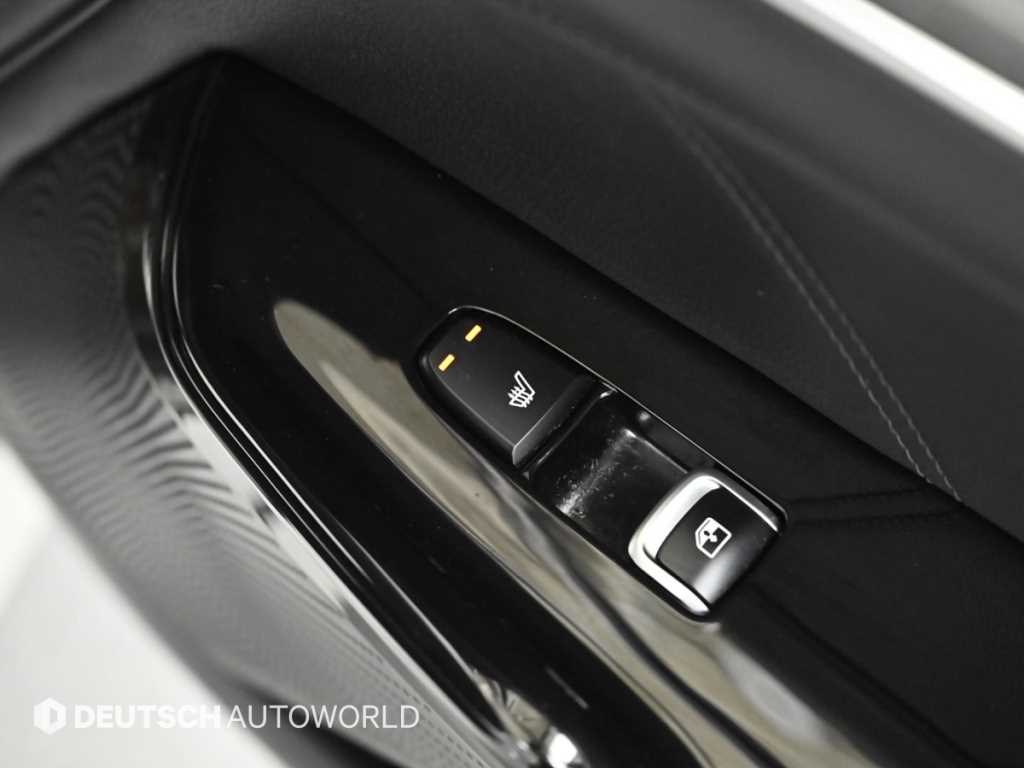 Kia K5 — photo 16