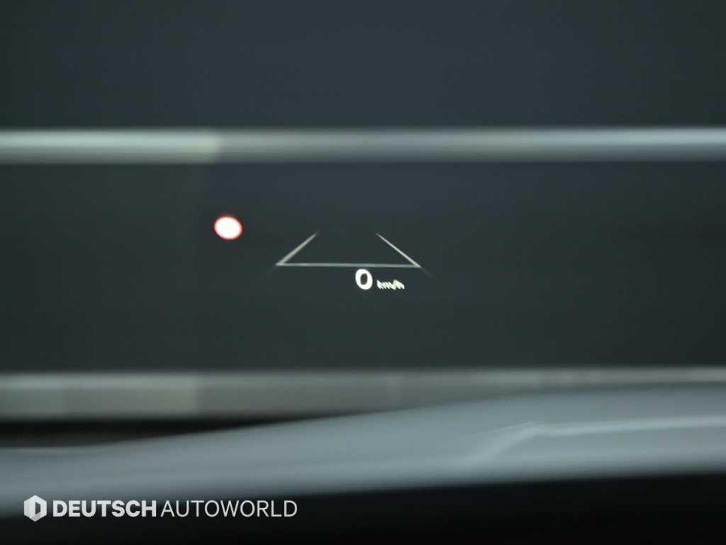Kia K5 — photo 17