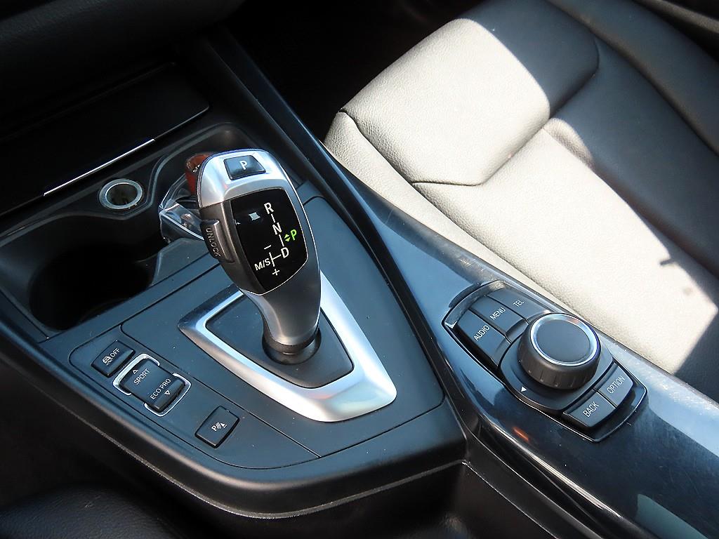 BMW 1-Series — photo 10