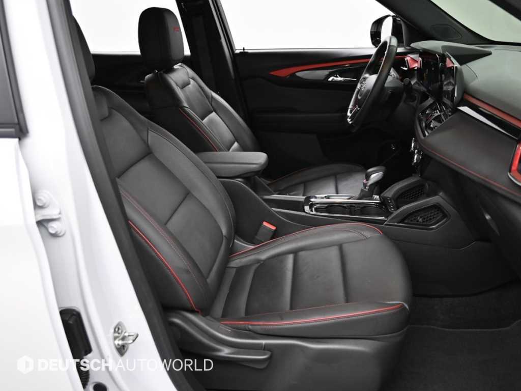 CHEVROLET Trailblazer — photo 10