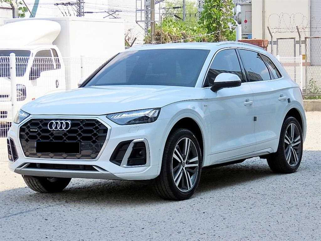 Audi Q5 — photo 02
