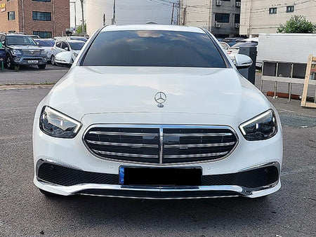 Mercedes-Benz E-Class — photo 01