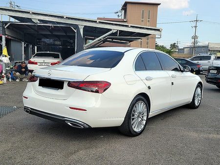 Mercedes-Benz E-Class — photo 04