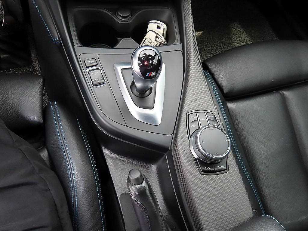BMW M2 — photo 11