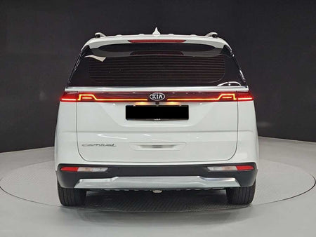 Kia Carnival — photo 03