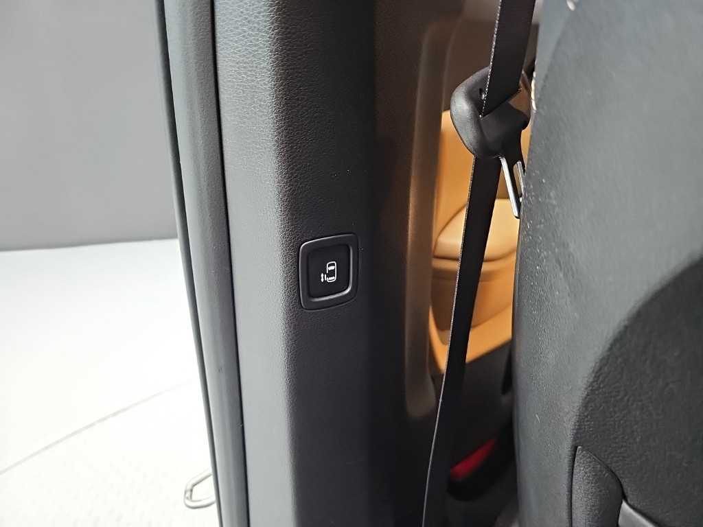 Kia Carnival — photo 15