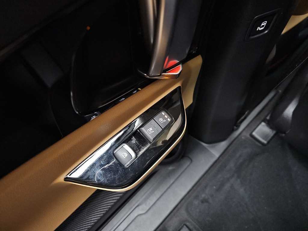Kia Carnival — photo 16