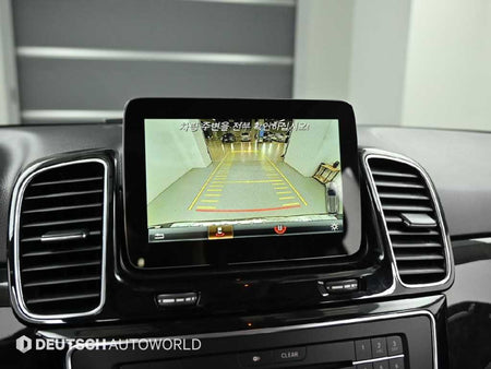 Mercedes-Benz GLE-Class — photo 15