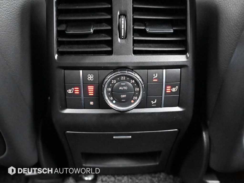 Mercedes-Benz GLE-Class — photo 16