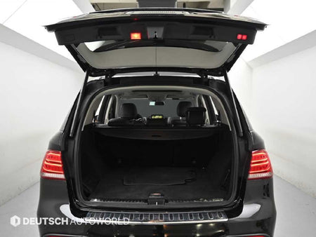 Mercedes-Benz GLE-Class — photo 19