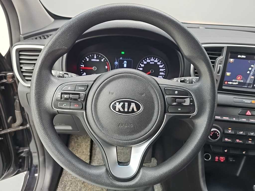 Kia Sportage — photo 09