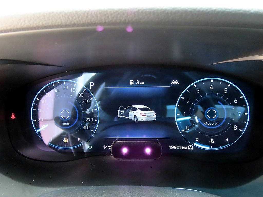 Genesis G70 — photo 09