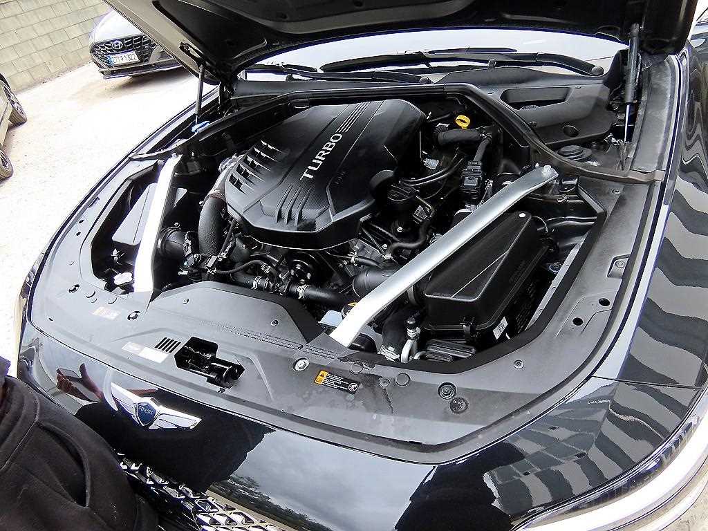 Genesis G70 — photo 19