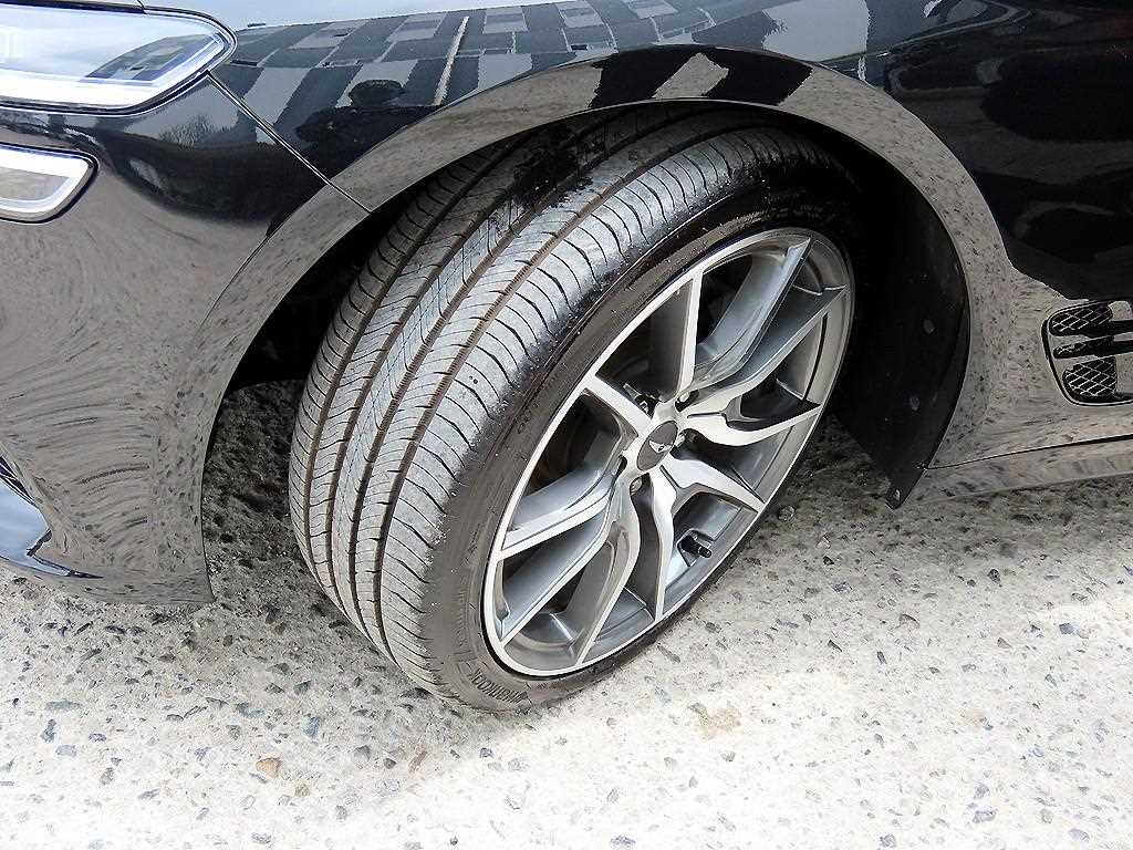 Genesis G70 — photo 20