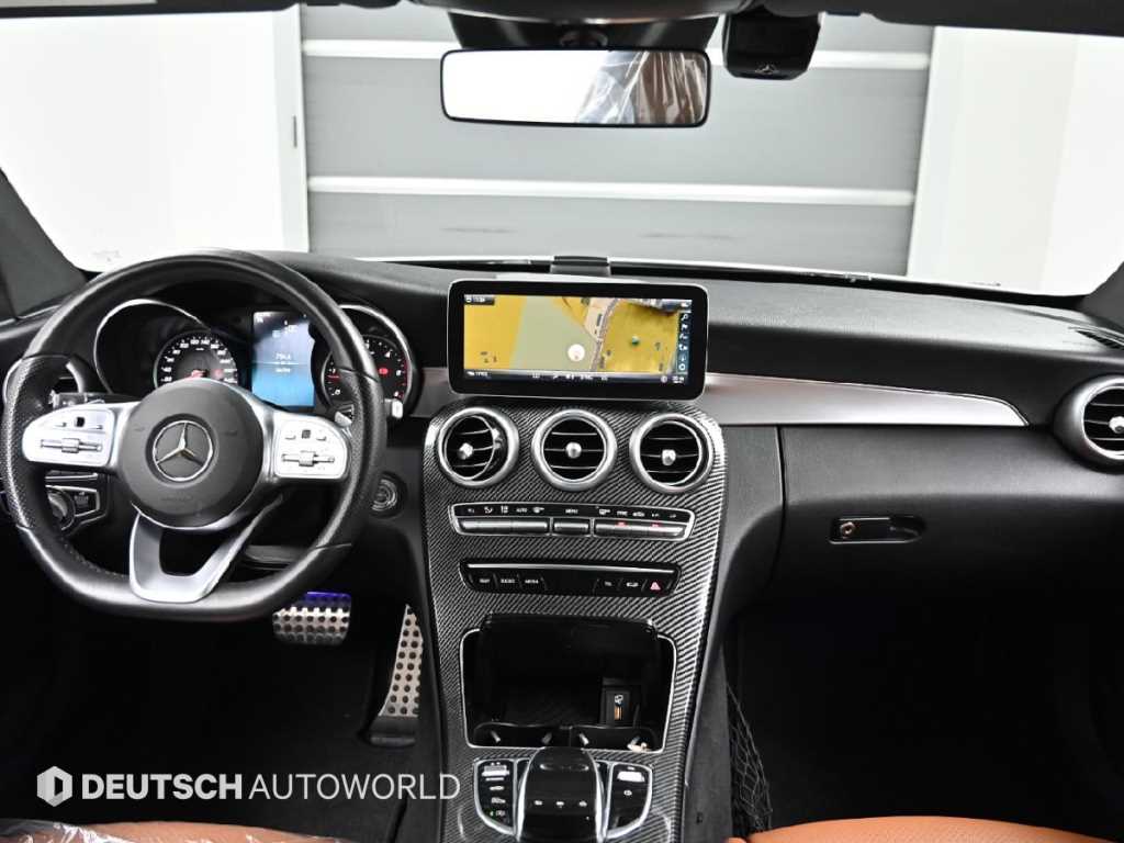 Mercedes-Benz C-Class — photo 07