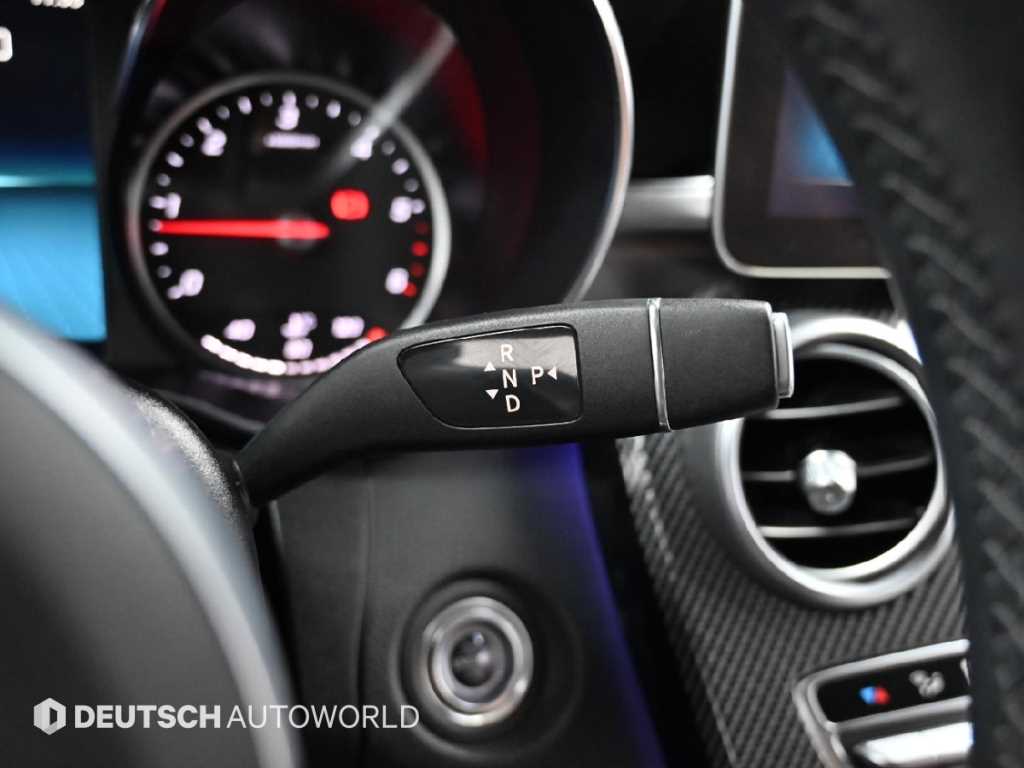 Mercedes-Benz C-Class — photo 09