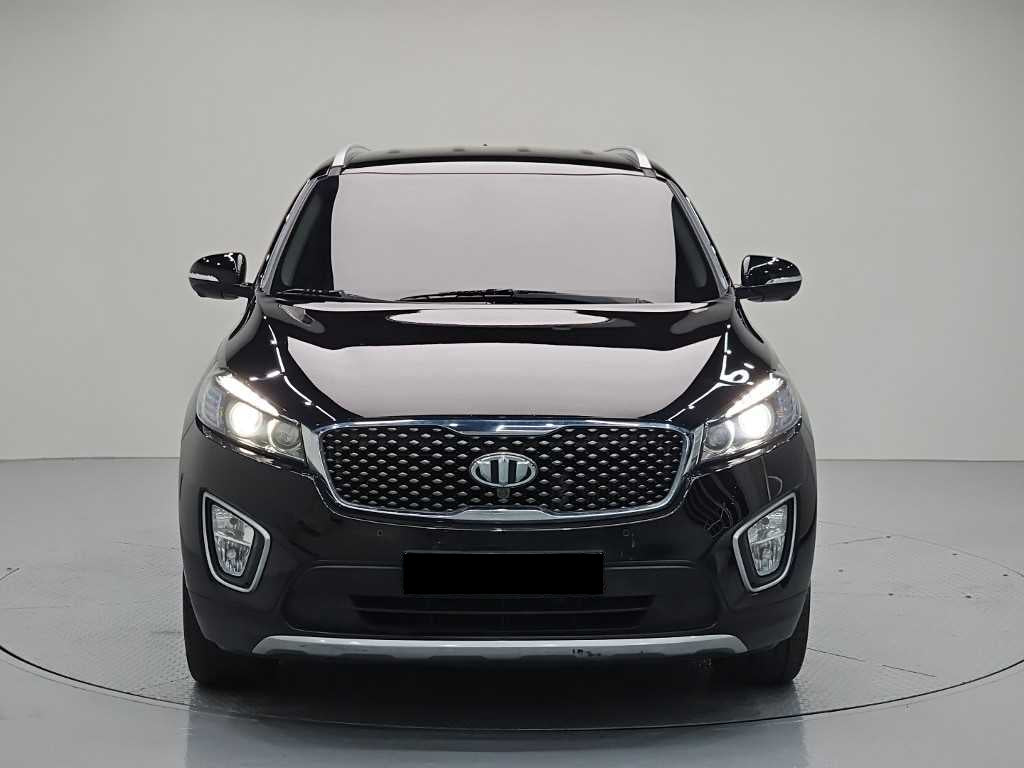 Kia Sorento — photo 02