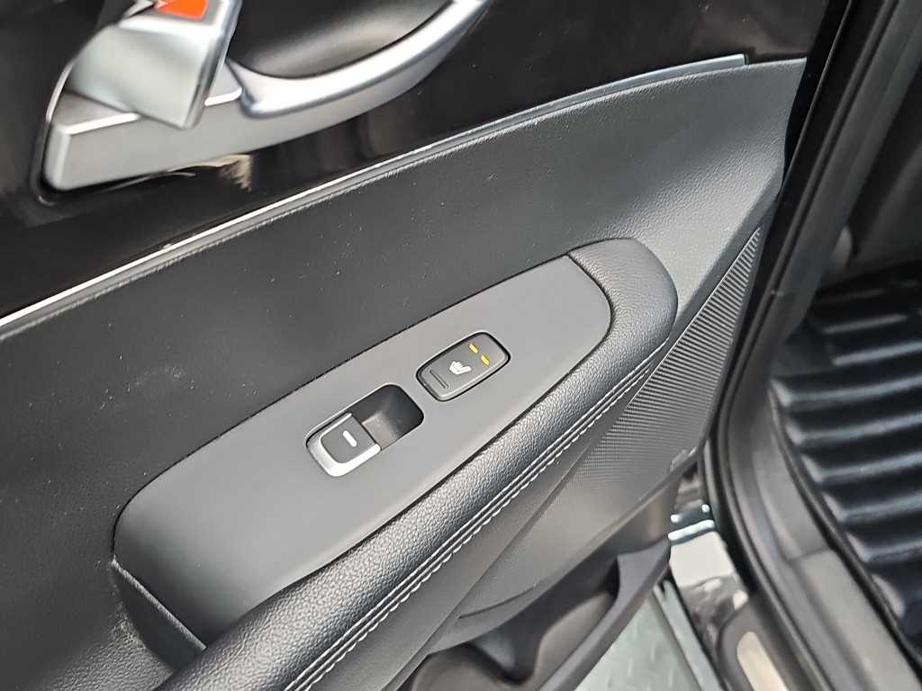 Kia Sorento — photo 14