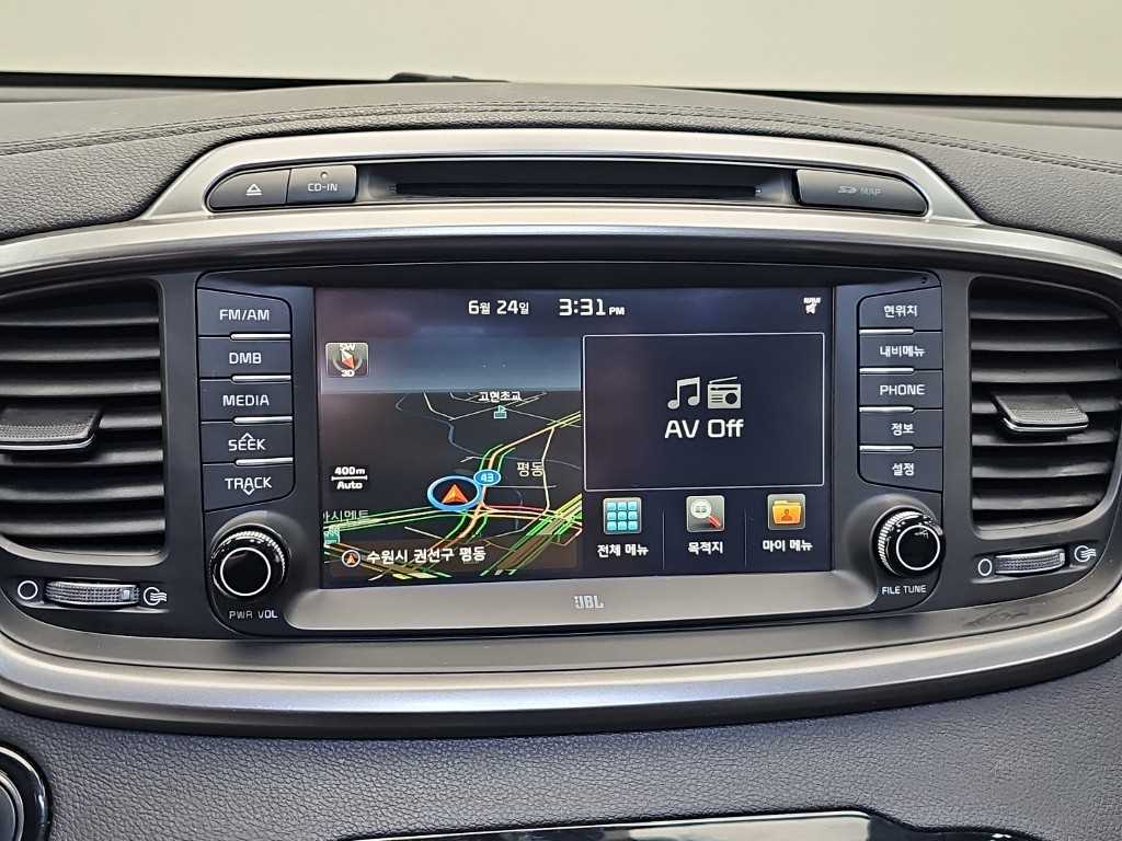 Kia Sorento — photo 15