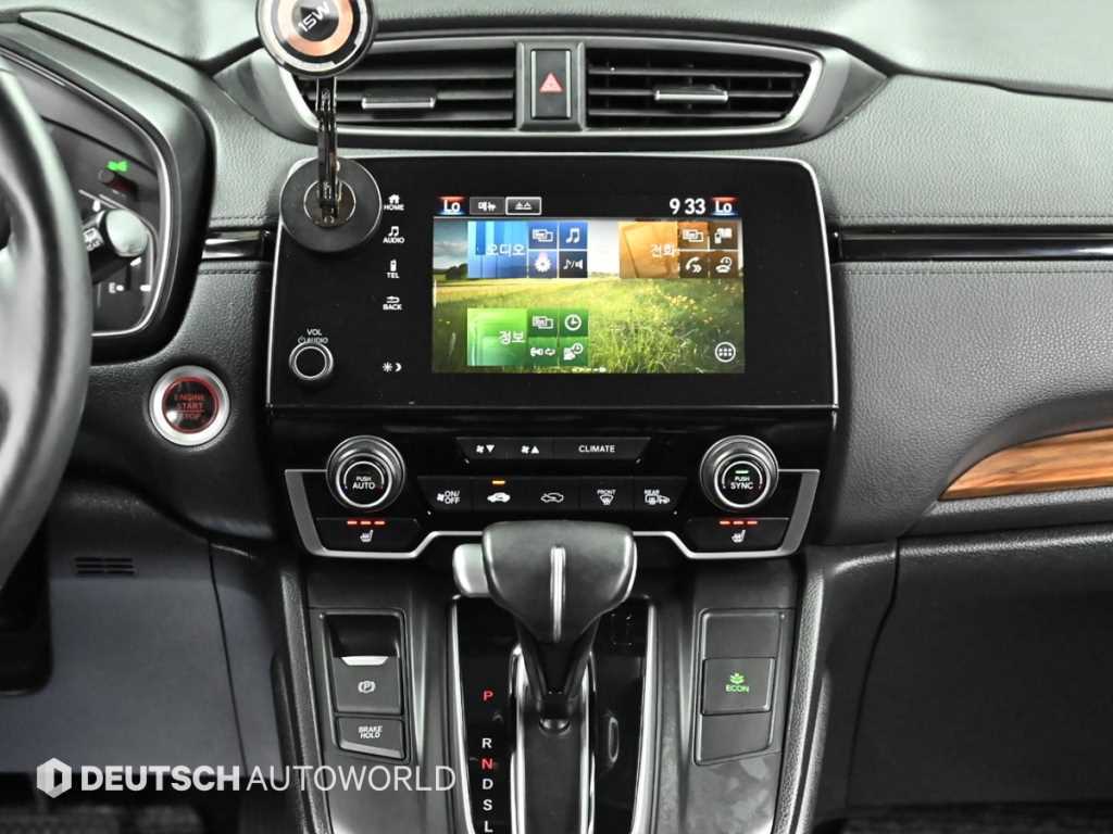 Honda CR-V — photo 14