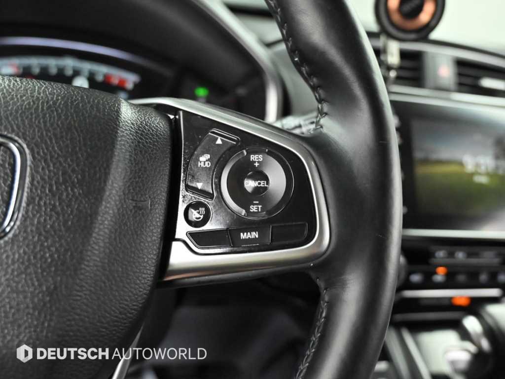 Honda CR-V — photo 17