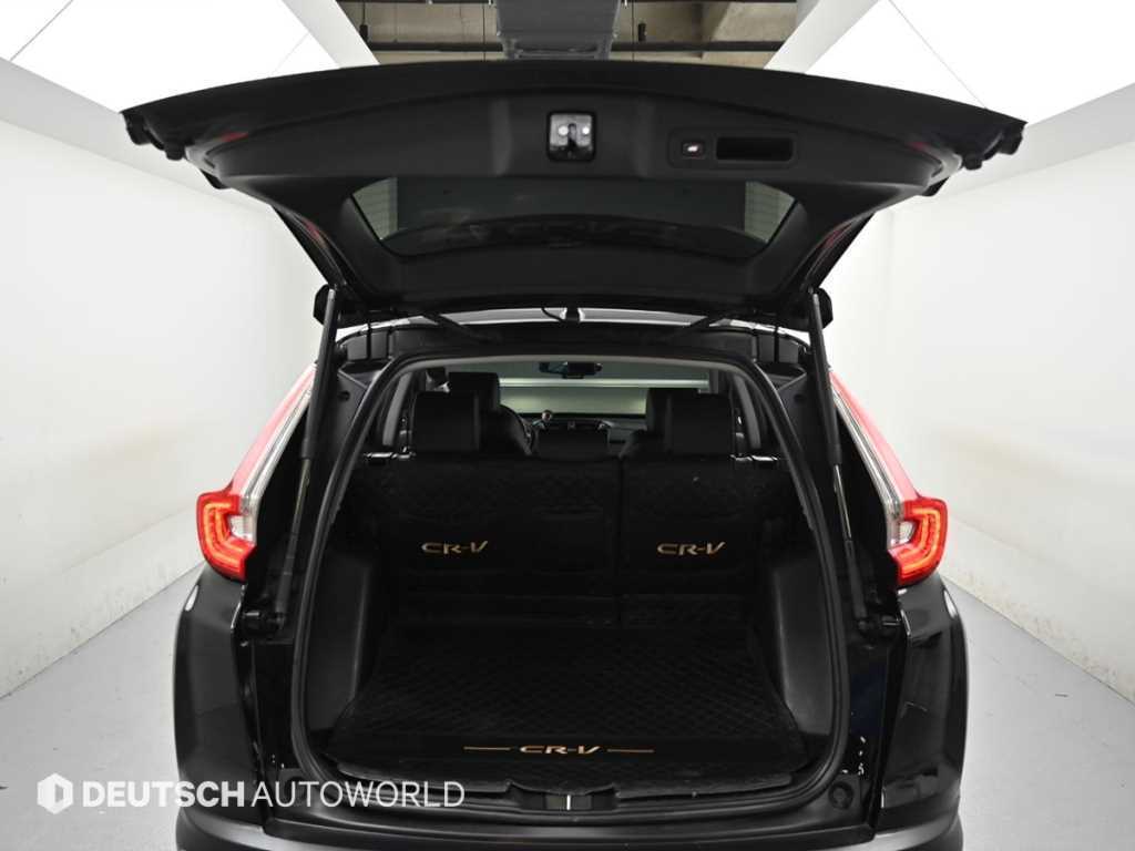 Honda CR-V — photo 19