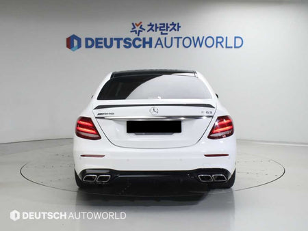 Mercedes-Benz E-Class — photo 04