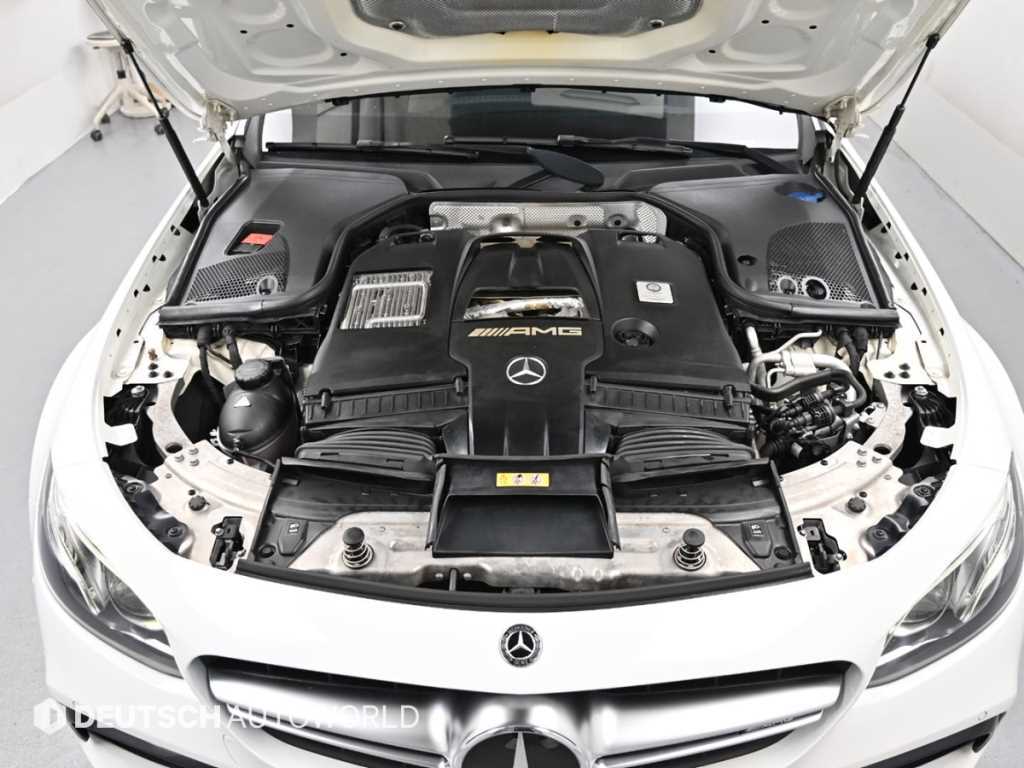 Mercedes-Benz E-Class — photo 06