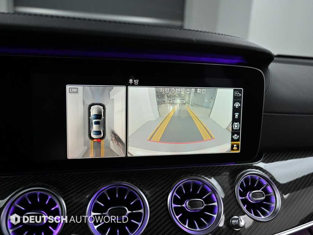 Mercedes-Benz E-Class — photo 15