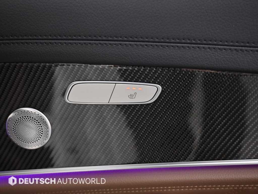 Mercedes-Benz E-Class — photo 16
