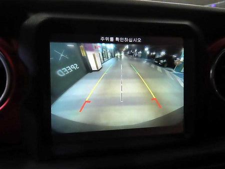 Jeep Wrangler — photo 14