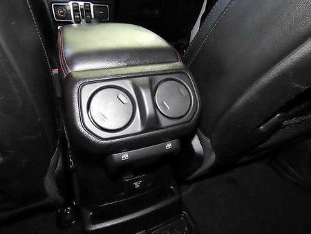 Jeep Wrangler — photo 16