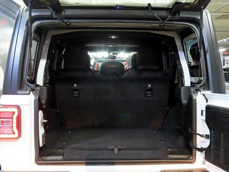 Jeep Wrangler — photo 18