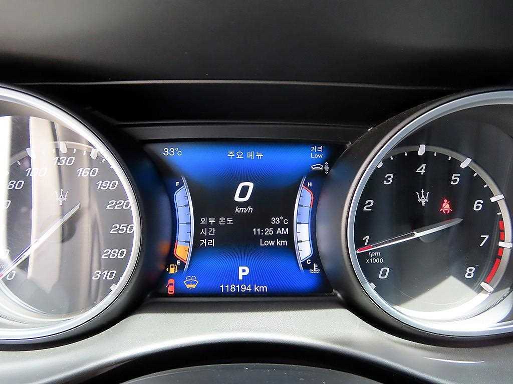 Maserati Levante — photo 09