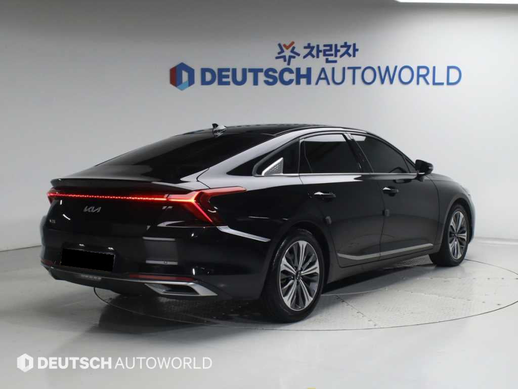 Kia K8 — photo 02