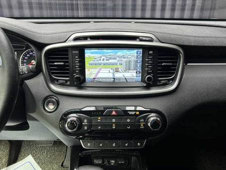 Kia Sorento — photo 11