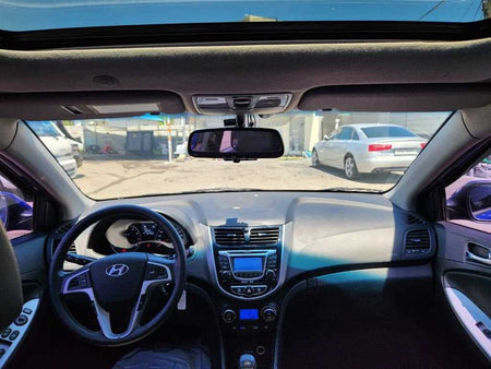 Hyundai Accent — photo 05