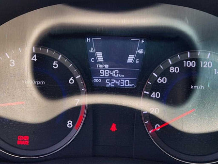 Hyundai Accent — photo 11