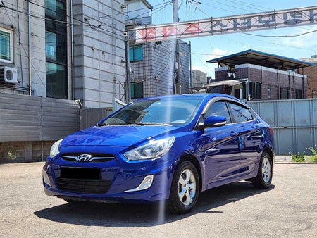 Hyundai Accent — photo 16
