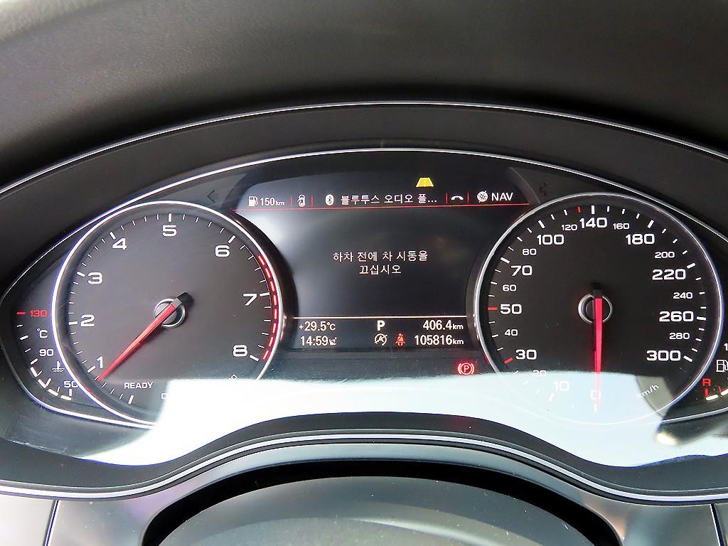Audi A6 — photo 09